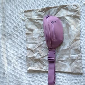 Dagne Dover Ace Fanny Pack - purple / pink limited edition color (2022)